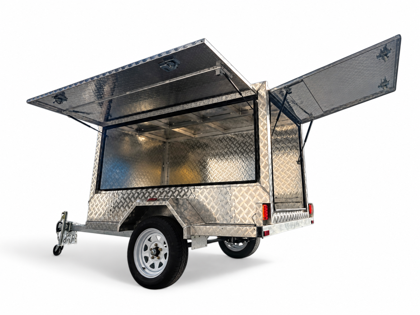 Enclosed & trade trailers
